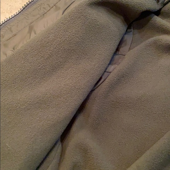 Lacoste Jacket - Picture 6 of 8